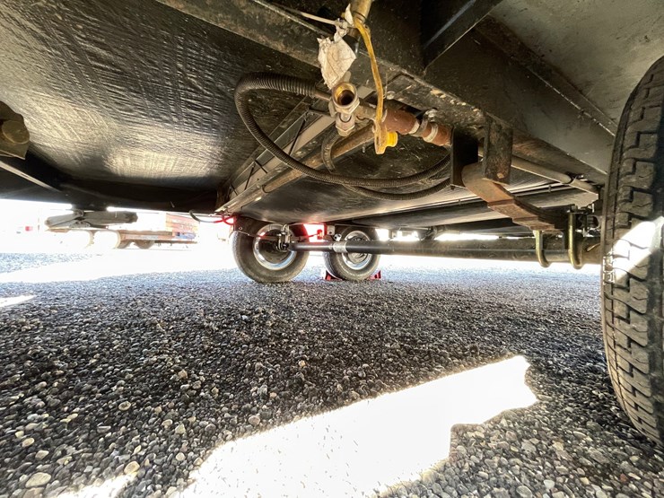 #2859-•-2016-shasta-oasis-tandem-axle-camper-(has-wi-title)-image-18