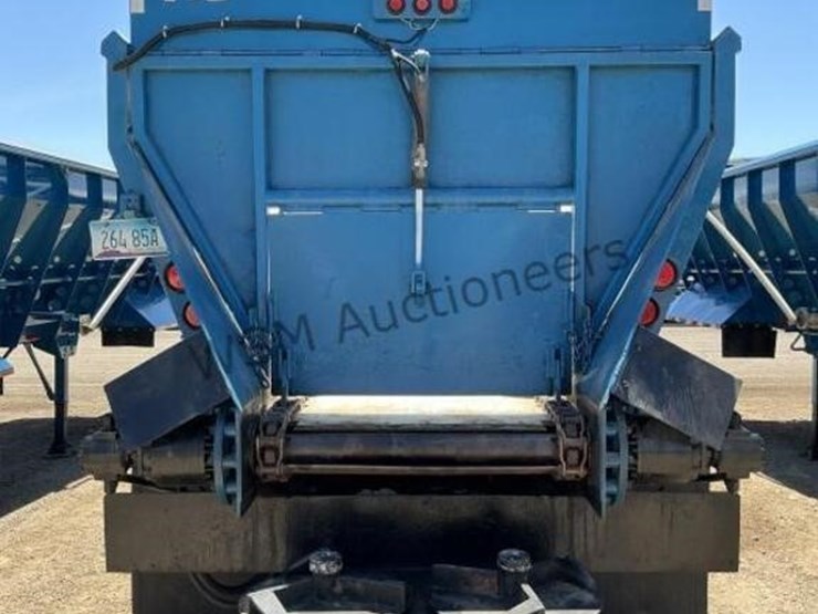 2014-versa-v-bottom-spreader-trailer-image-5