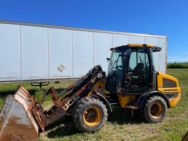 jcb-407-image-2