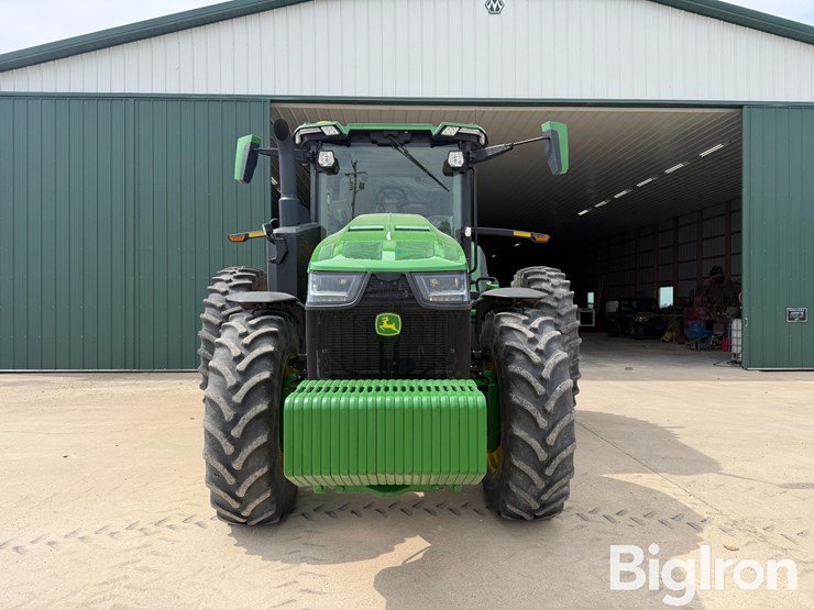 2020-john-deere-8r-250-image-2