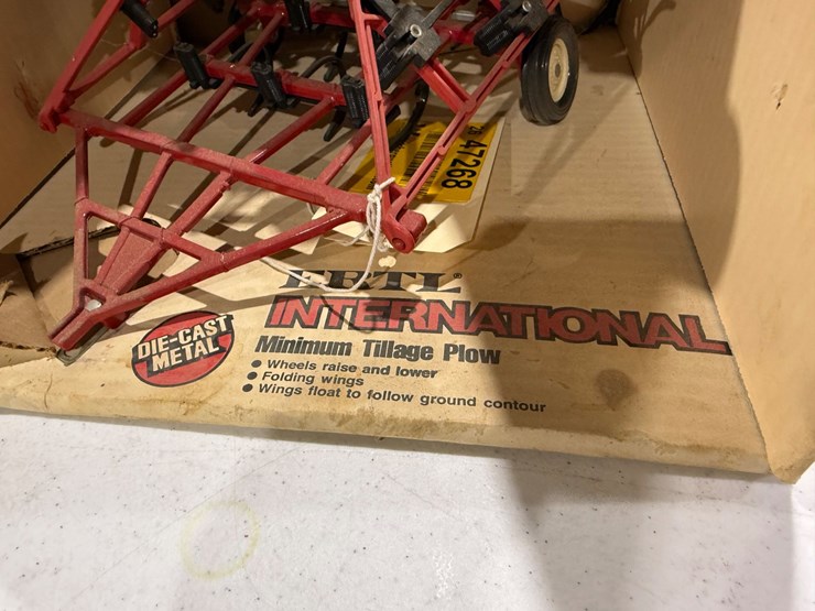 #47268-•-international-tillage-plow-vintage-toy-image-8