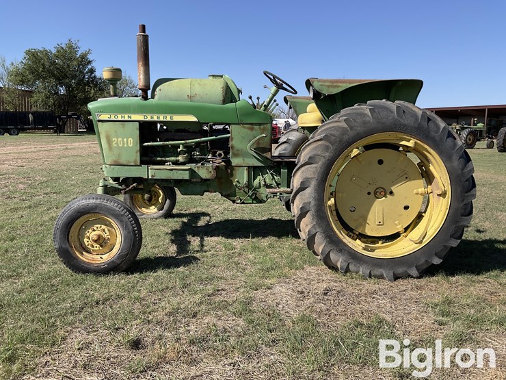 1962-john-deere-2010-image-8