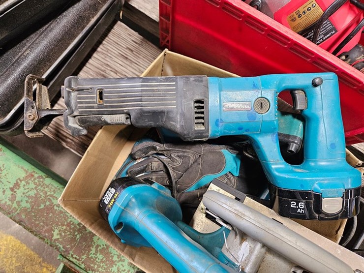 #121-•-assorted-power-tools-image-3