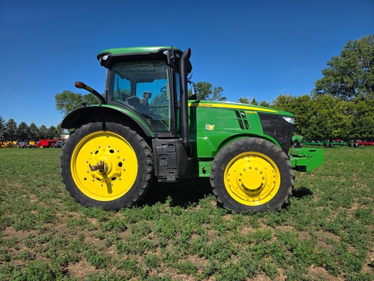 john-deere-7230r-image-3