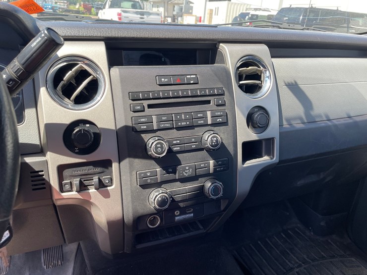 2012-ford-f150-xlt-image-29
