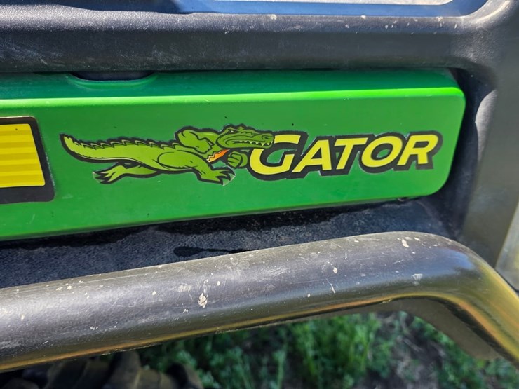 john-deere-gator-image-5