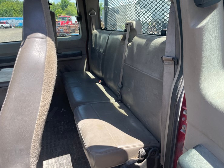 2008-ford-f250-xl-image-29