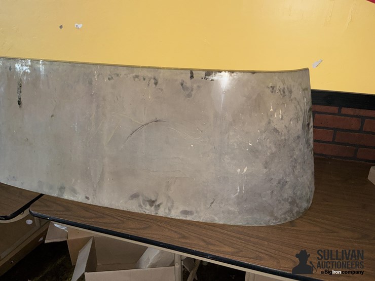 1966-international-pickup-windshield-image-9