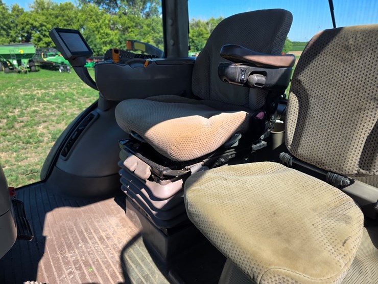 john-deere-7230r-image-15