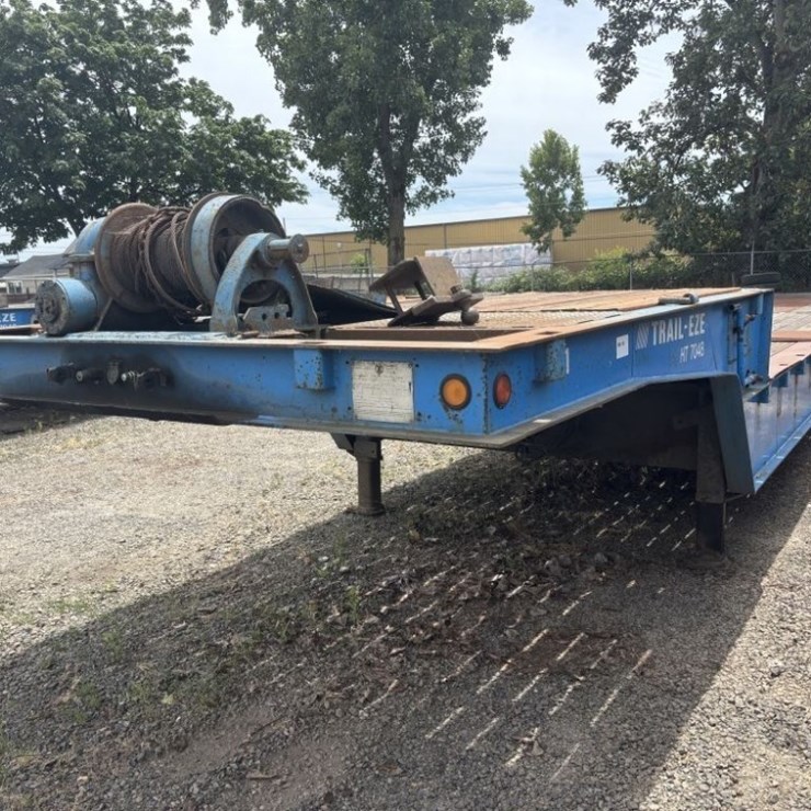 1997 Trail-Eze DHT7048 T/A Hydraulic Tail Trailer