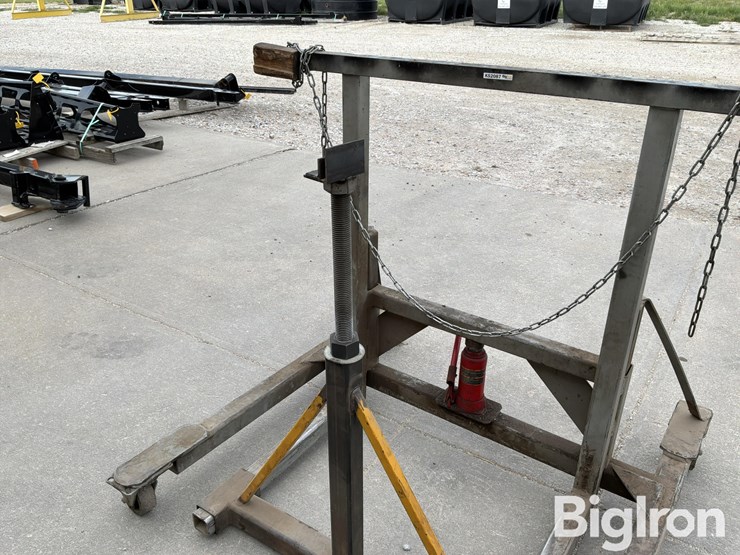 sprayer-tire-hoist-image-9