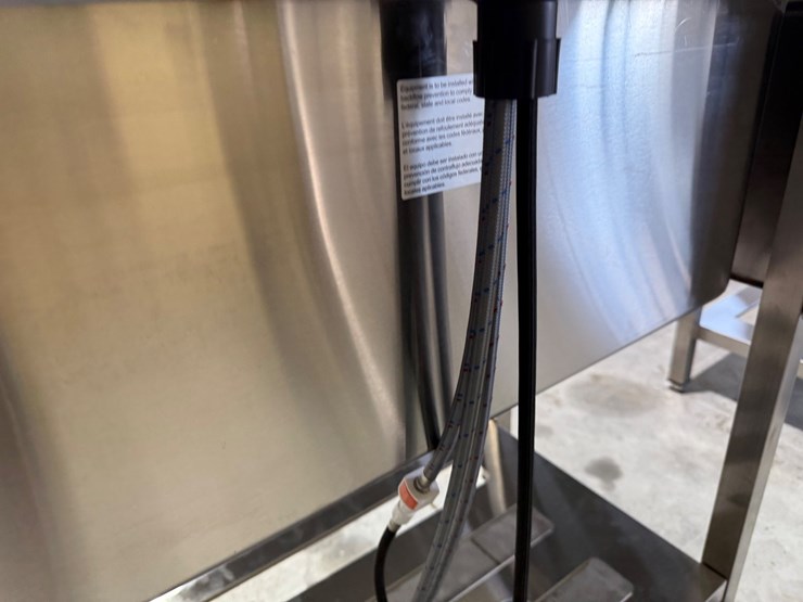 #49818-•-unused-trinity-36"-stainless-steel-sink-image-8