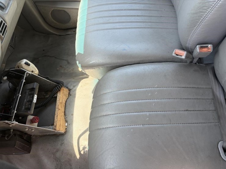 1997-chevrolet-2500-image-19