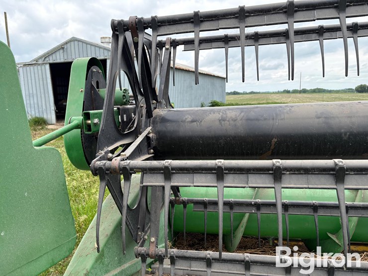 2011-john-deere-630f-image-17