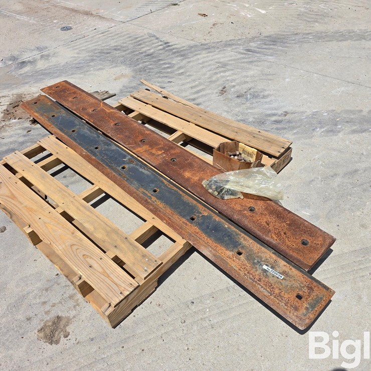 7' Bucket Edges