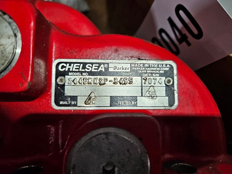 #40-•-chelsea-remote-solenoid-power-take-off-image-5