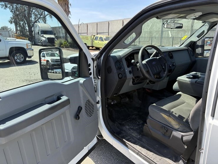2015-ford-f250-image-11