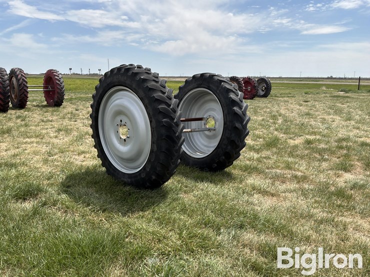 miller-sprayer-wheels-&-380/90r46-tires-image-3