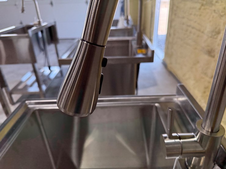 #49814-•-unused-trinity-22"-stainless-steel-sink-image-14