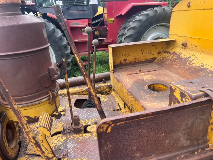 #2047-•-cat-dozer-image-26