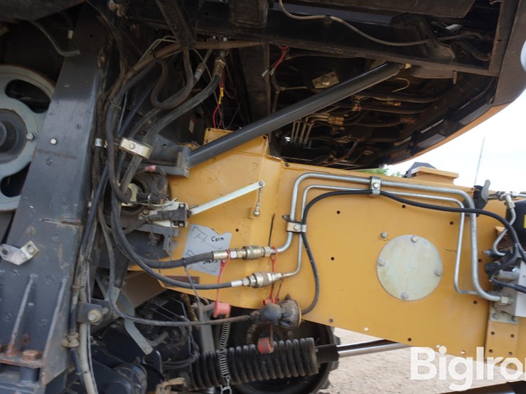 2005-lexion-585r-image-11