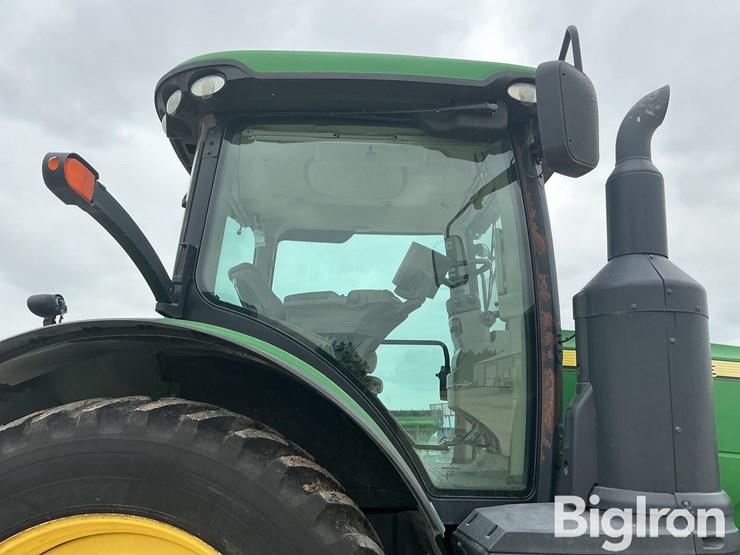 2014-john-deere-8245r-image-11