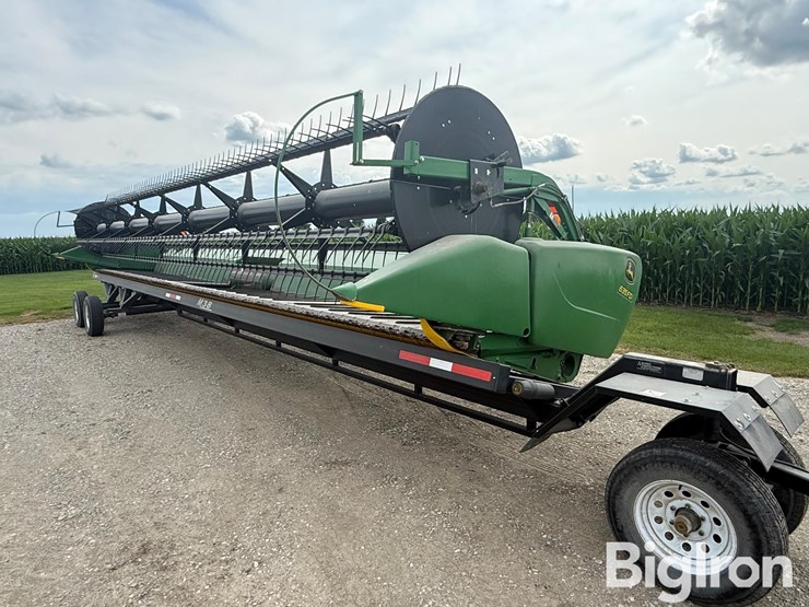 2013-john-deere-635fd-image-1