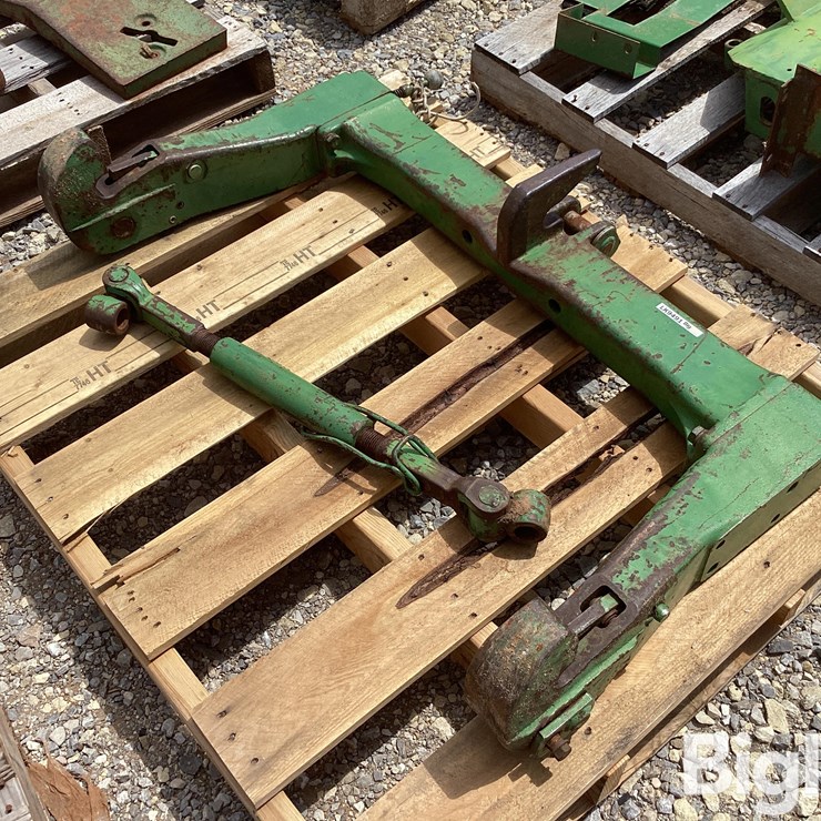 JOHN DEERE 5020