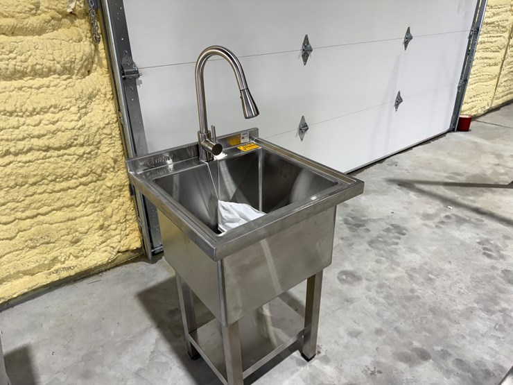 #49814-•-unused-trinity-22"-stainless-steel-sink-image-3