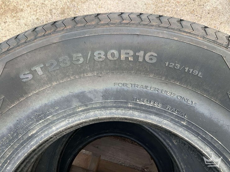 set-of-4-st235/80r16-trailer-tires-image-3
