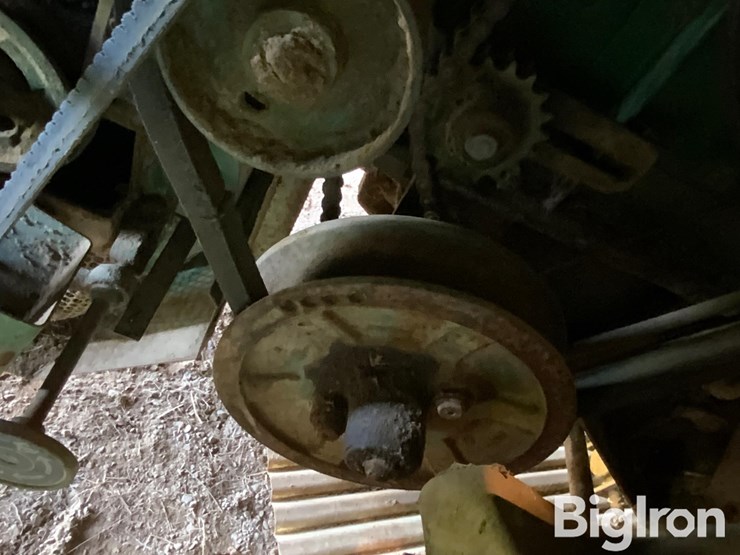 john-deere-105-image-10