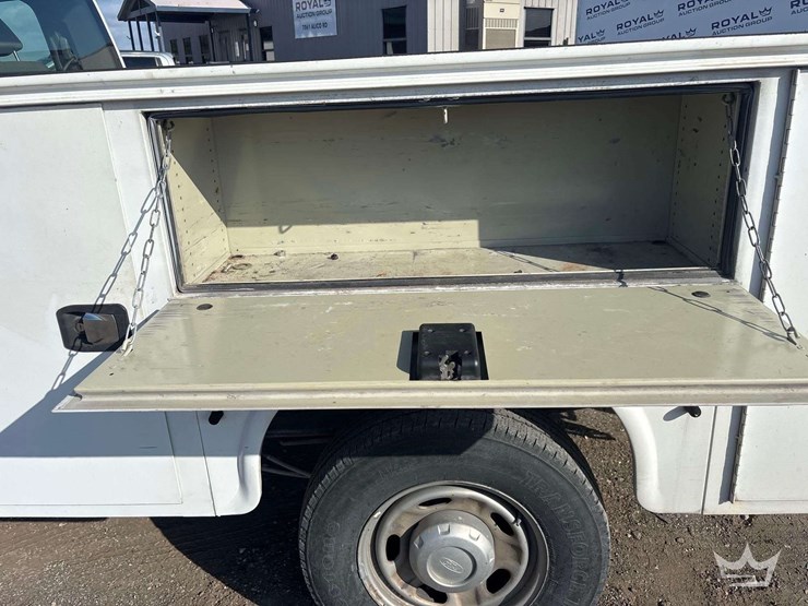 2019-ford-f250-image-17