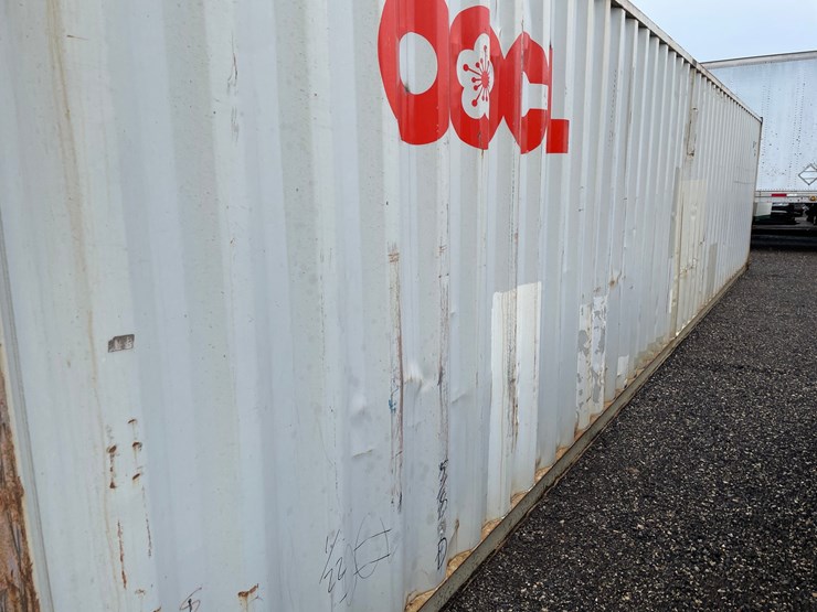 #2083-•-40'-standard-height-shipping-container-image-3