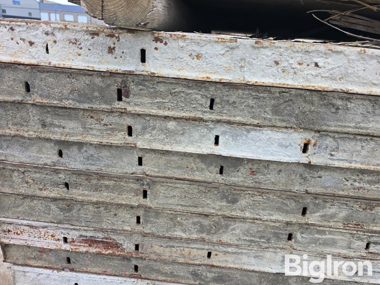 8'-concrete-wall-forms-image-16