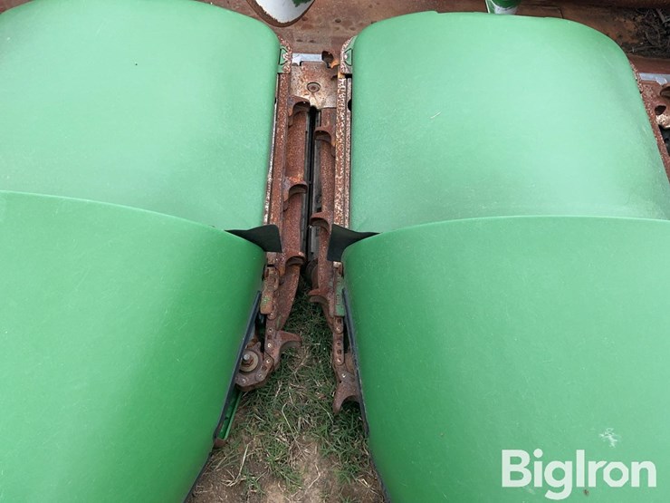 2018-john-deere-708c-image-14