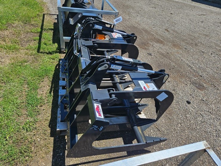 #327-•-2026-stout-72-8-skid-steer-72"-grapple-bucket-image-6