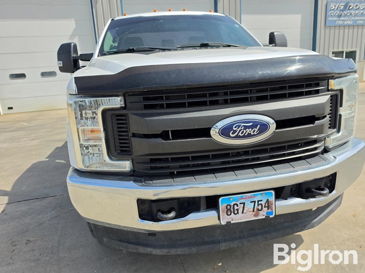 2017-ford-f250-xl-image-20