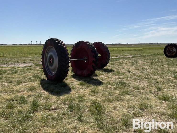 miller-sprayer-wheels-&-380/90r46-tires-image-3