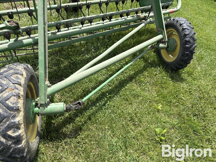 john-deere-662-image-14