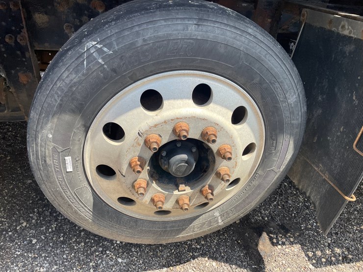 #2872-•-2006-freightliner-quad-axle-dump-truck-(title-in-delay)-image-30