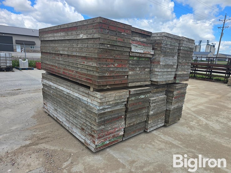 8'-concrete-wall-forms-image-1
