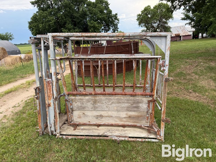 manual-livestock-chute-image-4
