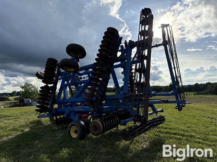 2011-landoll-7431-29-image-7