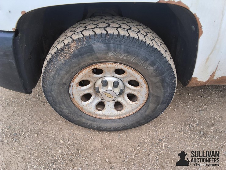 2010-chevrolet-1500-image-14