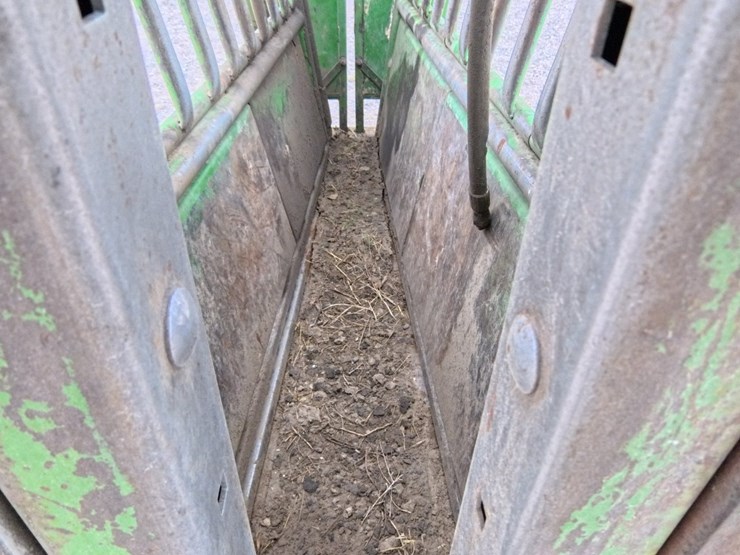 #2036-•-powder-river-hydraulic-chute-image-7