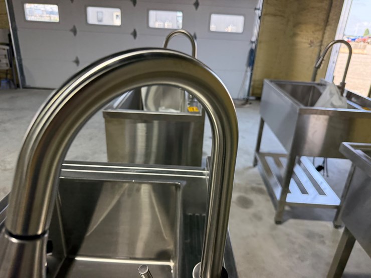 #49818-•-unused-trinity-36"-stainless-steel-sink-image-11