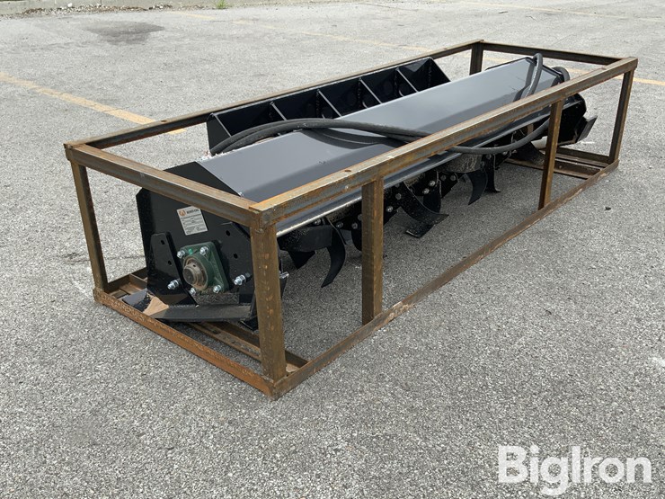 2026-massey-ferguson-730-image-3