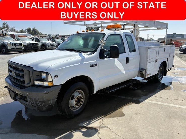 2004-ford-f350-image-1
