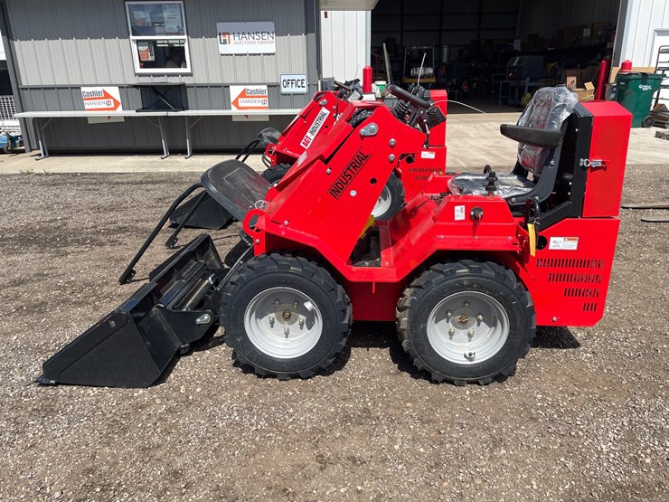 #2895-•-agt-sda-140w-wheeled-ride-on-mini-skid-steer-image-8
