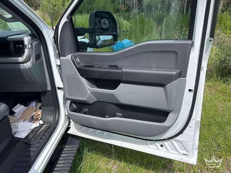 2023-ford-f250-image-21